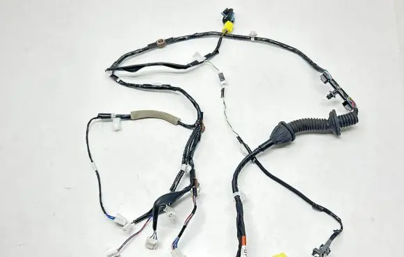 Toyota Yaris Cross Front door wiring loom 821510DQ40B