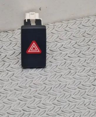 Volkswagen Golf VI Hazard light switch 5K0953509A 09609
