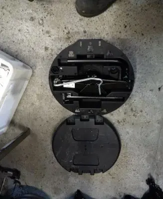 Renault Clio V Tool set 
