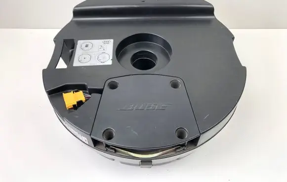Audi Q7 4L Subwoofer speaker 4L0035382A 289634001 494082