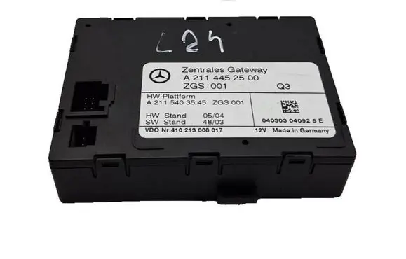Mercedes-Benz C W203 Gateway control module A2114452500