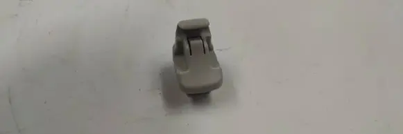 Sun visor clip/hook/bracket