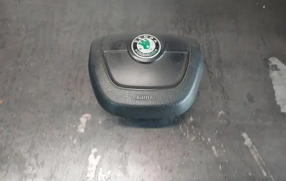 Steering wheel airbag