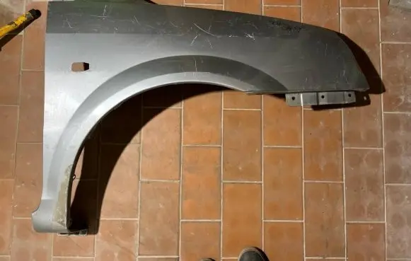 KIA Carens II Fender 0K2JA52111 0040002
