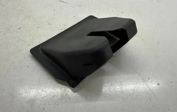 Dodge Hornet Tailgate trim 68332768AA