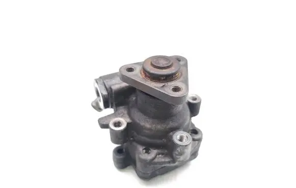 Audi Q7 4L Power steering pump 7L8422154