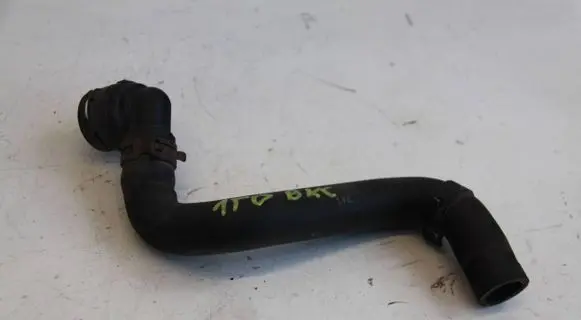 Volkswagen Touran I Engine coolant pipe/hose 1T0122157Q