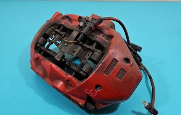 Mercedes-Benz CLS C218 X218 Front brake caliper IMPRK1471257