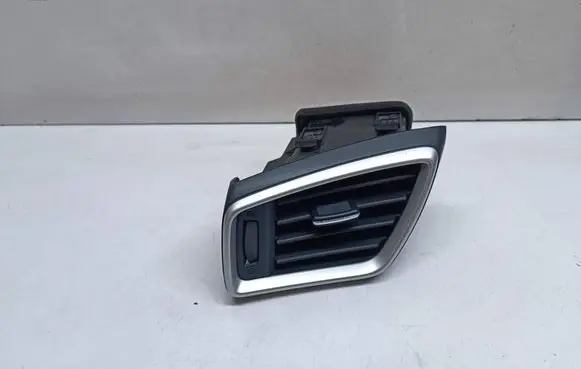 Nissan X-Trail T32 Dashboard side air vent grill/cover trim E9895311100