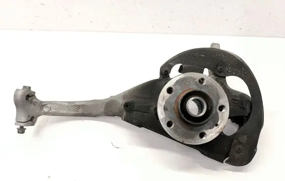 Front wheel hub spindle knuckle