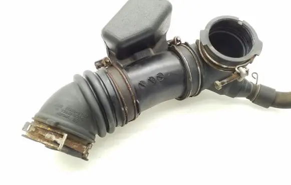 Toyota Prius (XW30) Air intake duct part 1788037100 1789437010