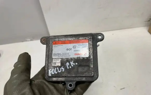 Ford Focus Headlight ballast module Xenon A71154400DG