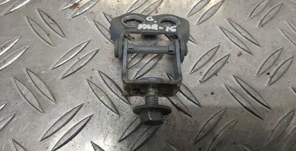 Toyota Yaris Tailgate/trunk/boot hinge