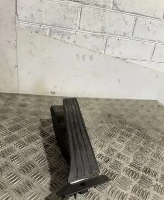 BMW 5 E60 E61 Accelerator throttle pedal 6766930