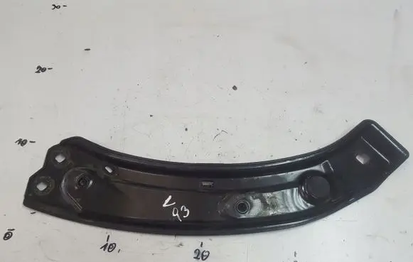 Headlight/headlamp mounting bracket