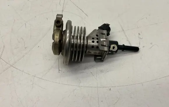 Land Rover Discovery Sport AdBlue injector FX23189E3AB