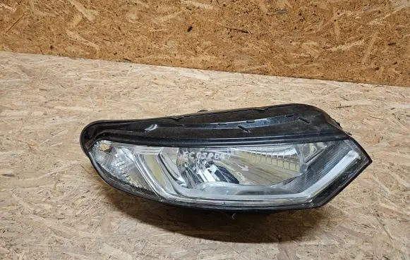 Ford Ecosport Headlight/headlamp CN1513W029BG