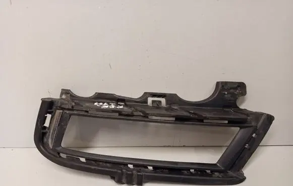 Volkswagen Golf VII Front fog light trim/grill 5G0853211F
