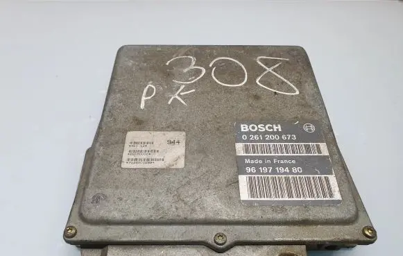 Peugeot 406 Engine control unit/module 9619719480 0261200673
