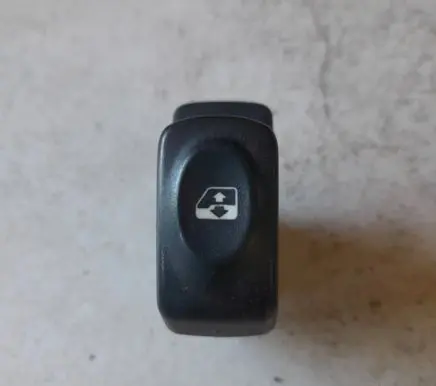 Renault Kangoo I Electric window control switch 199223 24361