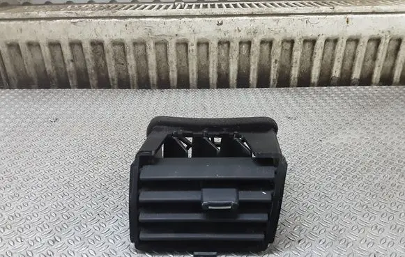 SsangYong Rexton Dash center air vent grill 6962008B00