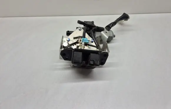 Lexus CT 200H Tailgate/trunk/boot lock/catch/latch 