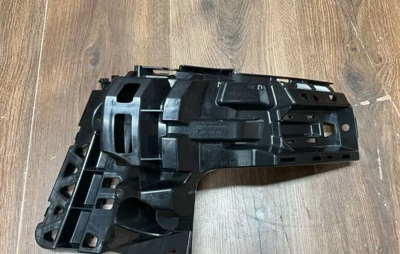 Porsche Cayenne (9Y0 9Y3) Rear bumper mounting bracket 9Y0807376A 9Y0807394A