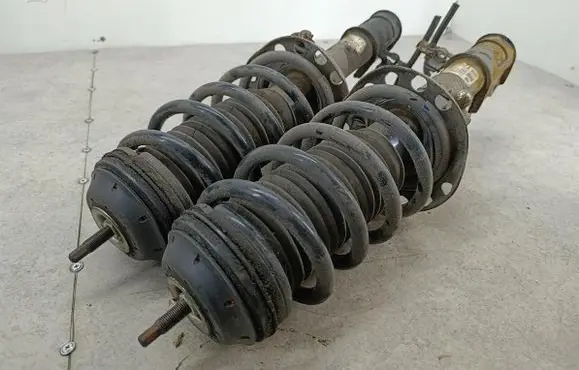 Opel Meriva B Front shock absorber/damper 2225845122258452