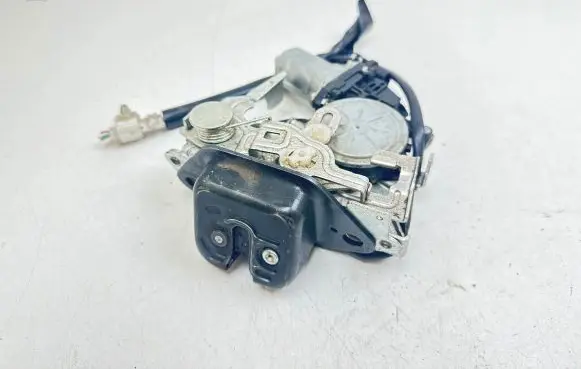 Honda Accord Tailgate/trunk/boot lock/catch/latch D7661372B