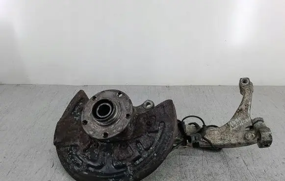 Audi A6 S6 C5 4B Front wheel hub spindle knuckle