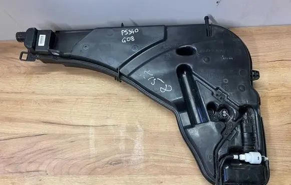 BMW iX3 G08 Windshield washer fluid reservoir/tank 7339029