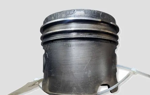 BMW 1 F20 F21 Piston N47