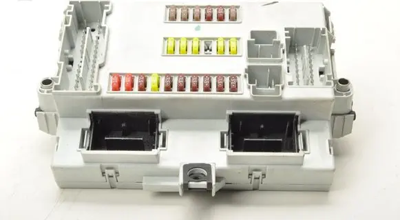 Alfa Romeo Giulietta Fuse box set 50521889