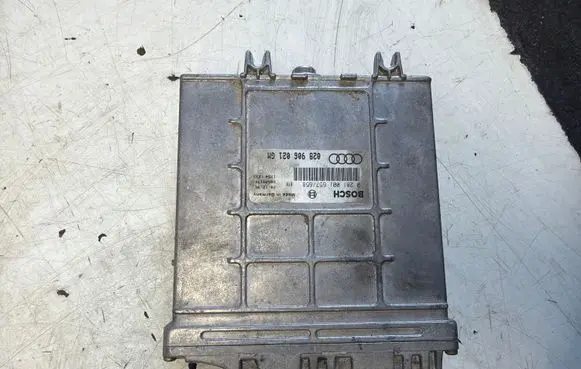 Audi A4 S4 B5 8D Engine control unit/module 028906021GM