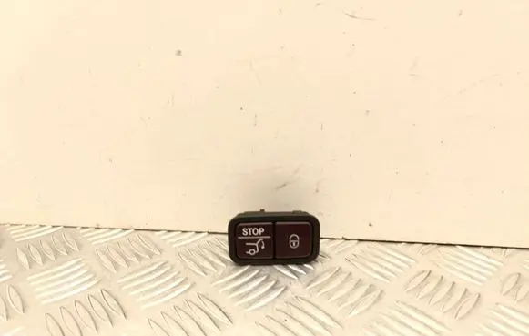 Mercedes-Benz EQC Tailgate/boot open switch button 2128210551