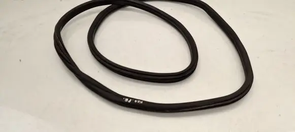BMW 1 F20 F21 Front door rubber seal 7240849