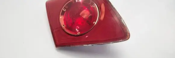 Mazda 3 I Tailgate rear/tail lights P2913L E110641
