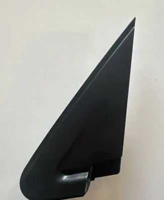 Subaru Forester SJ Fender end trim 65250SG010