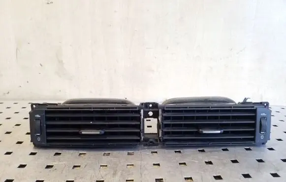 Volvo S80 Dash center air vent grill 30643315
