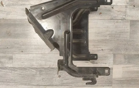 Chrysler Town & Country V Other engine bay part 05082092AC