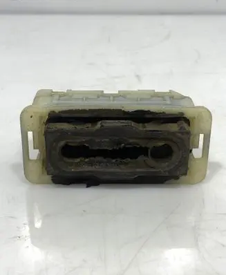 Peugeot Expert Radiator mount bracket 9800613580