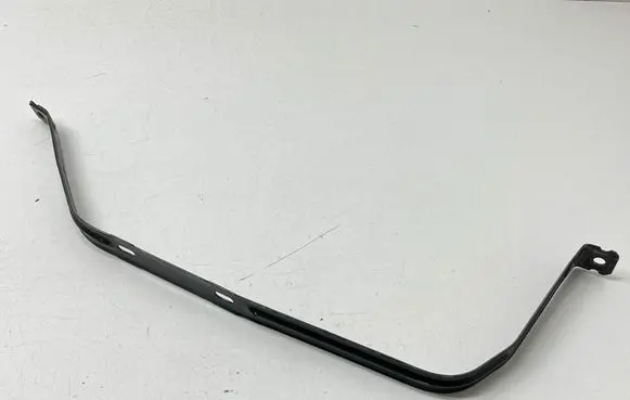 Fuel tank mounting bracket