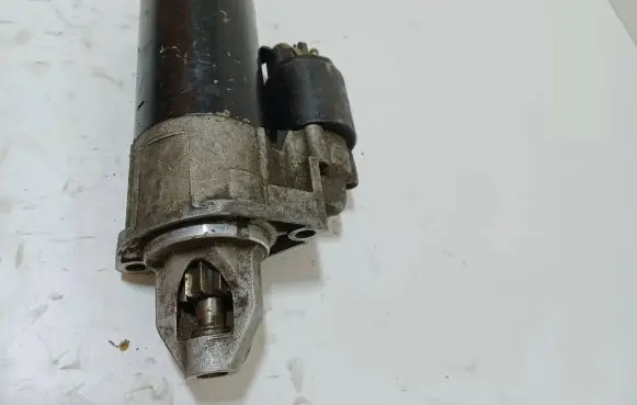 Mercedes-Benz E W211 Starter motor 0051516501