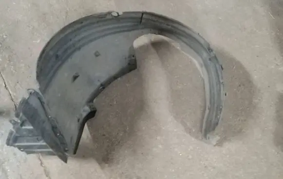 Suzuki Swift III Front arch MK8