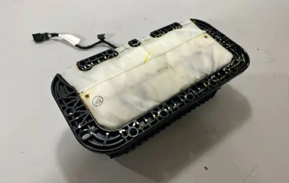 BMW X6 G06 Passenger airbag 9382489