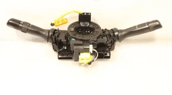 Toyota Yaris Light switch