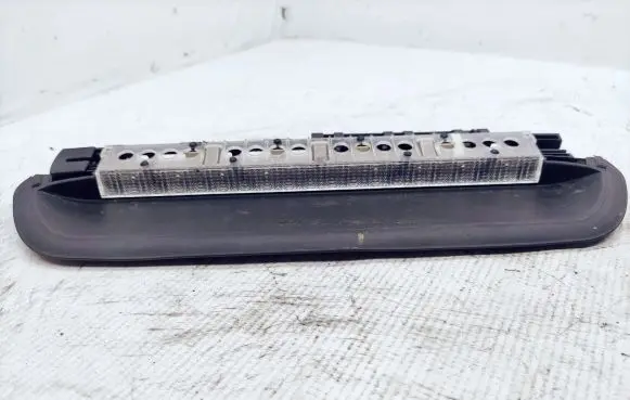 BMW 3 E46 Third/center stoplight 63258386965 021561
