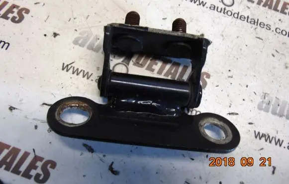 Toyota Corolla Verso AR10 Tailgate/trunk/boot hinge