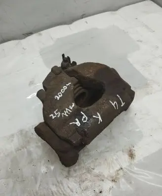 Volkswagen Transporter - Caravelle T4 Front brake caliper