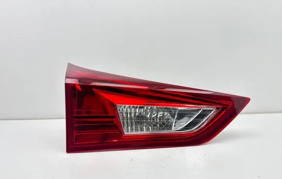 Toyota Auris E180 Tailgate rear/tail lights 02268 05180238